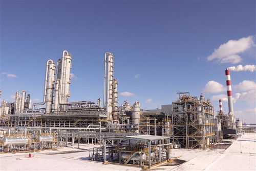 技術(shù)創(chuàng)新發(fā)力 轉(zhuǎn)型升級加速 化工行業(yè)邁向高質(zhì)量發(fā)展